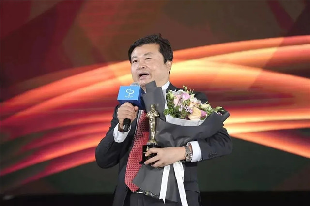 GPHL chairman Li Chuyuan awarded a pioneer title for a national brand project